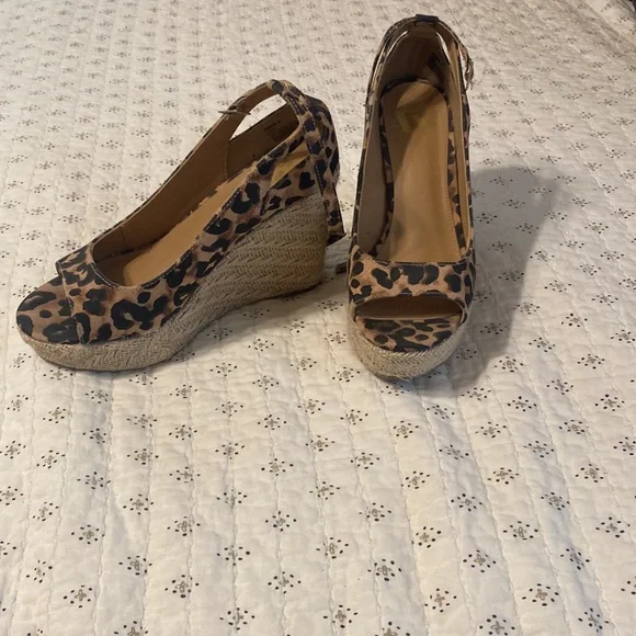 Wedges - Picture 2 of 4